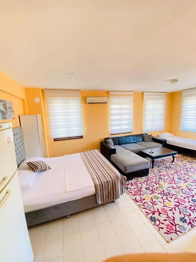 Maya Hotel Ve Cafe Konak  0*, Izmir Turkey